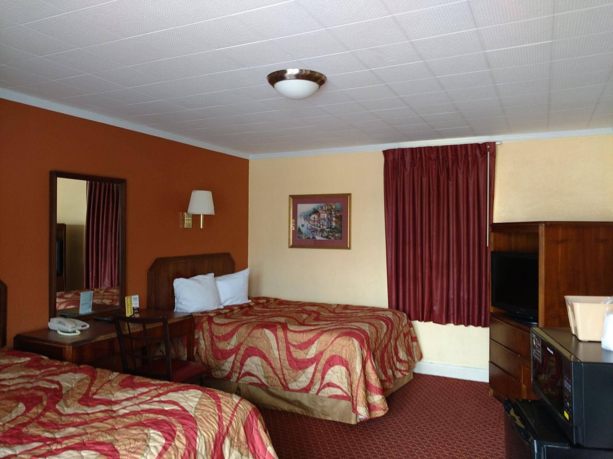 סאמטר Mount Vernon Inn מראה חיצוני תמונה